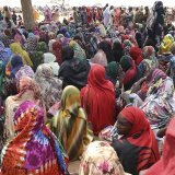 Depuis le 15 avril, seul un bilan très sous-estimé de la guerre a été établi: 3900 morts, selon l'ONG ACLED. Et quatre millions de personnes ont du fuir leur maison. Ici des réfugiés soudanais au Tchad.